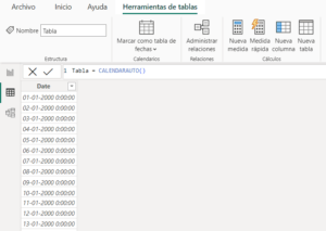 Utilizamos la función CALENDARAUTO para configurar la tabla